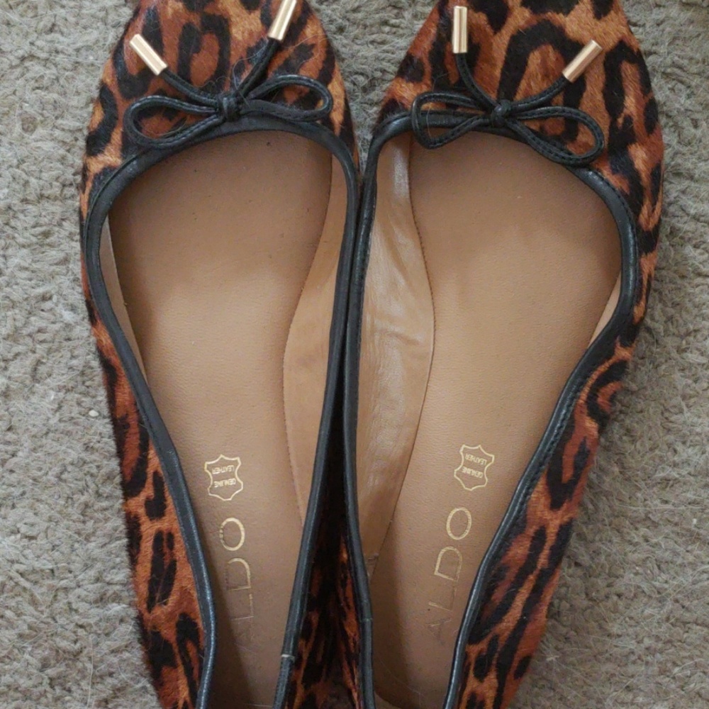 Aldo leather and cow hair leopard print flats